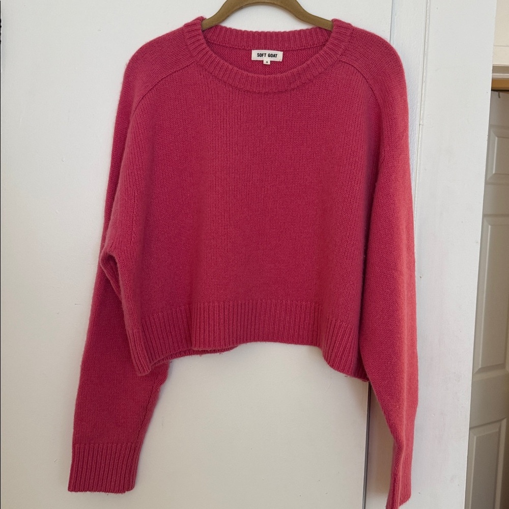 Soft Goat Cashmere Crewneck Sweater